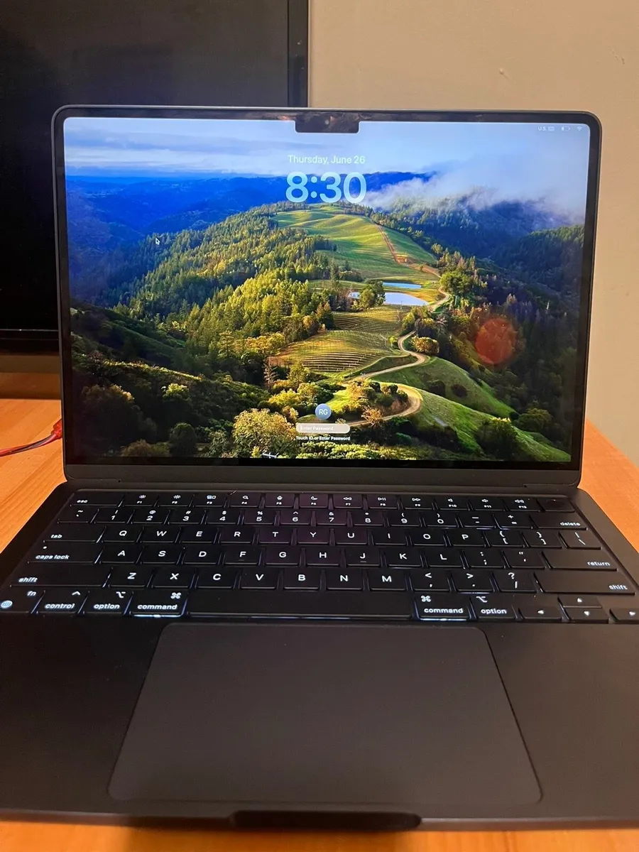 MacBook Air M2 Midnight