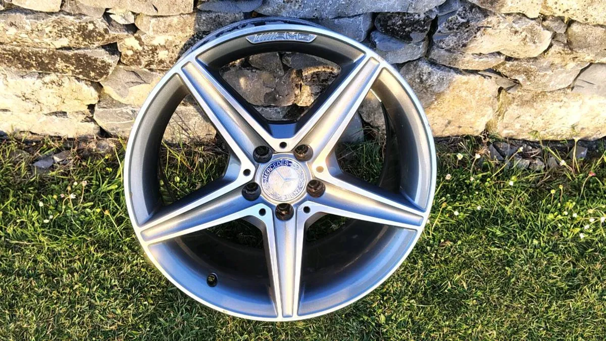 AMG alloy wheels - Image 3