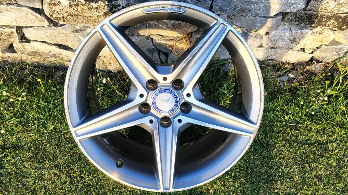 AMG alloy wheels - Image 4