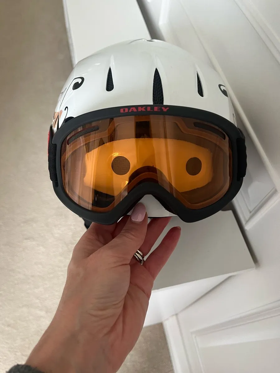 Ladies Ski helmet - Image 4