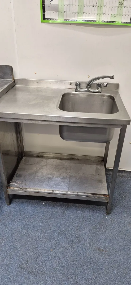 Stainless steel sink - Image 1