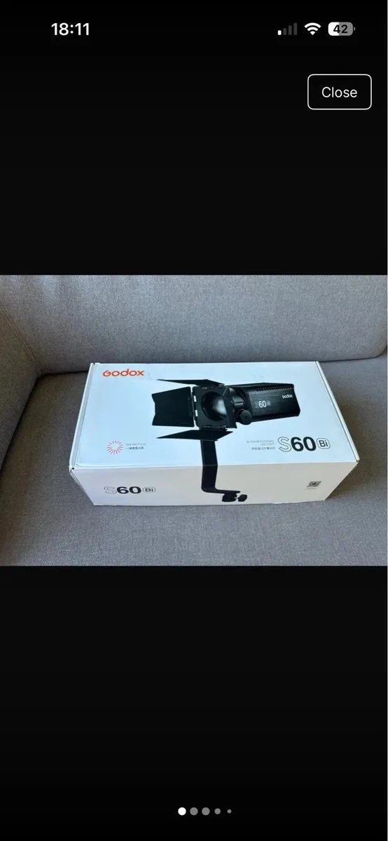 Godox bi-color focussing LED Light - Image 1