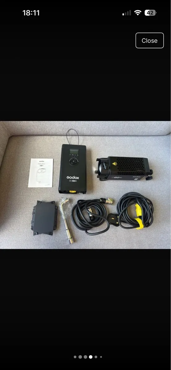 Godox bi-color focussing LED Light - Image 4