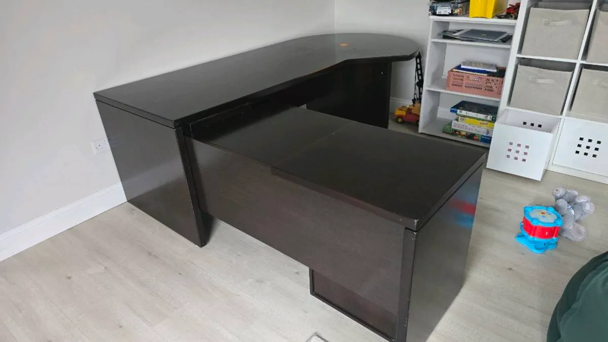 Mahogany Office Desk - Image 2