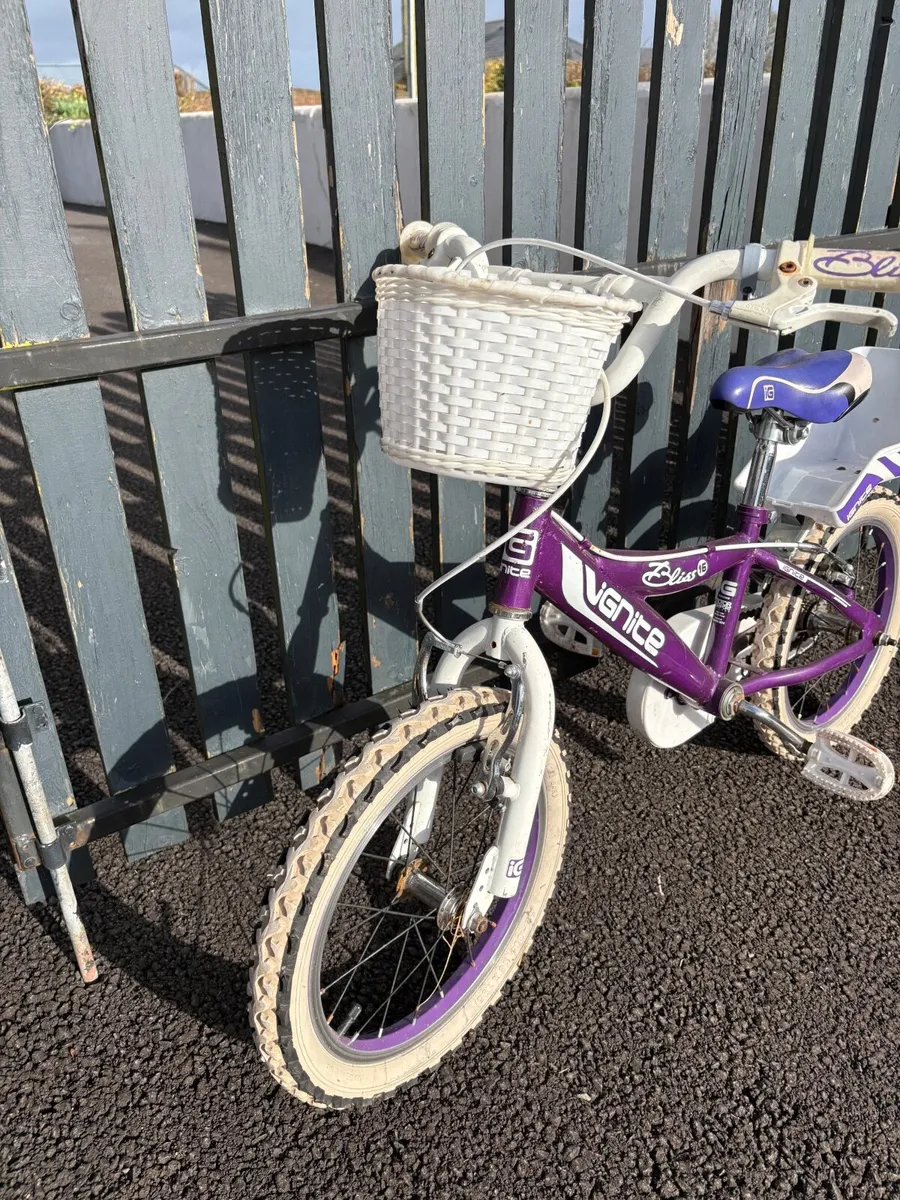 Girls bike - Image 1