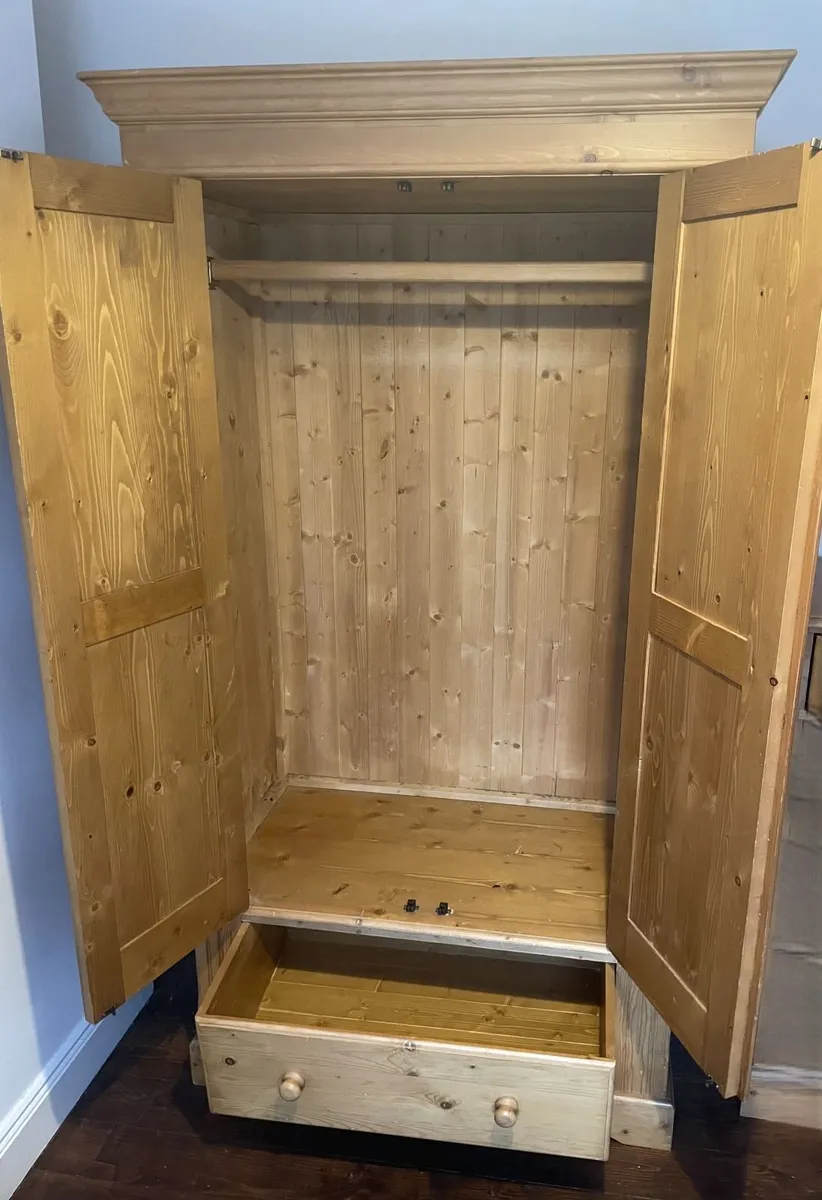 Wardrobe for sale-East Cork - Image 3