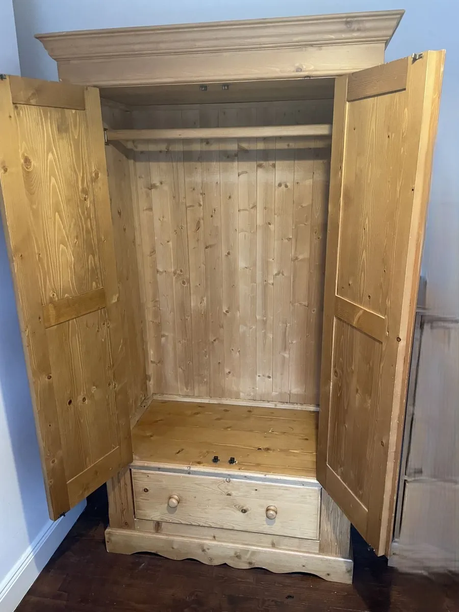 Wardrobe for sale-East Cork - Image 2