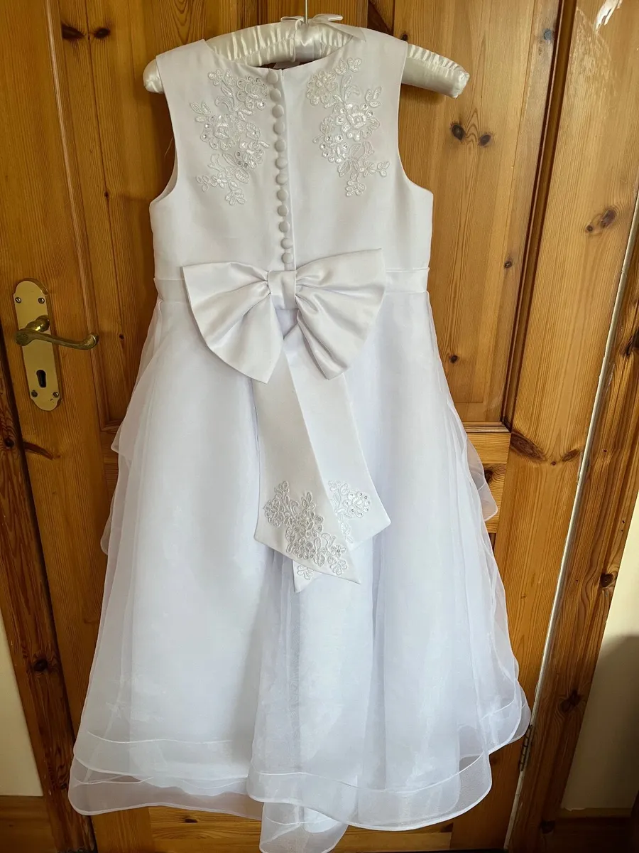 Communion dress - Image 4