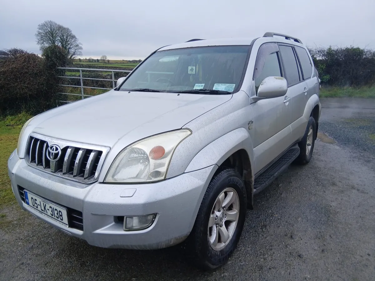 05 Toyota Landcruiser crewcab - Image 1