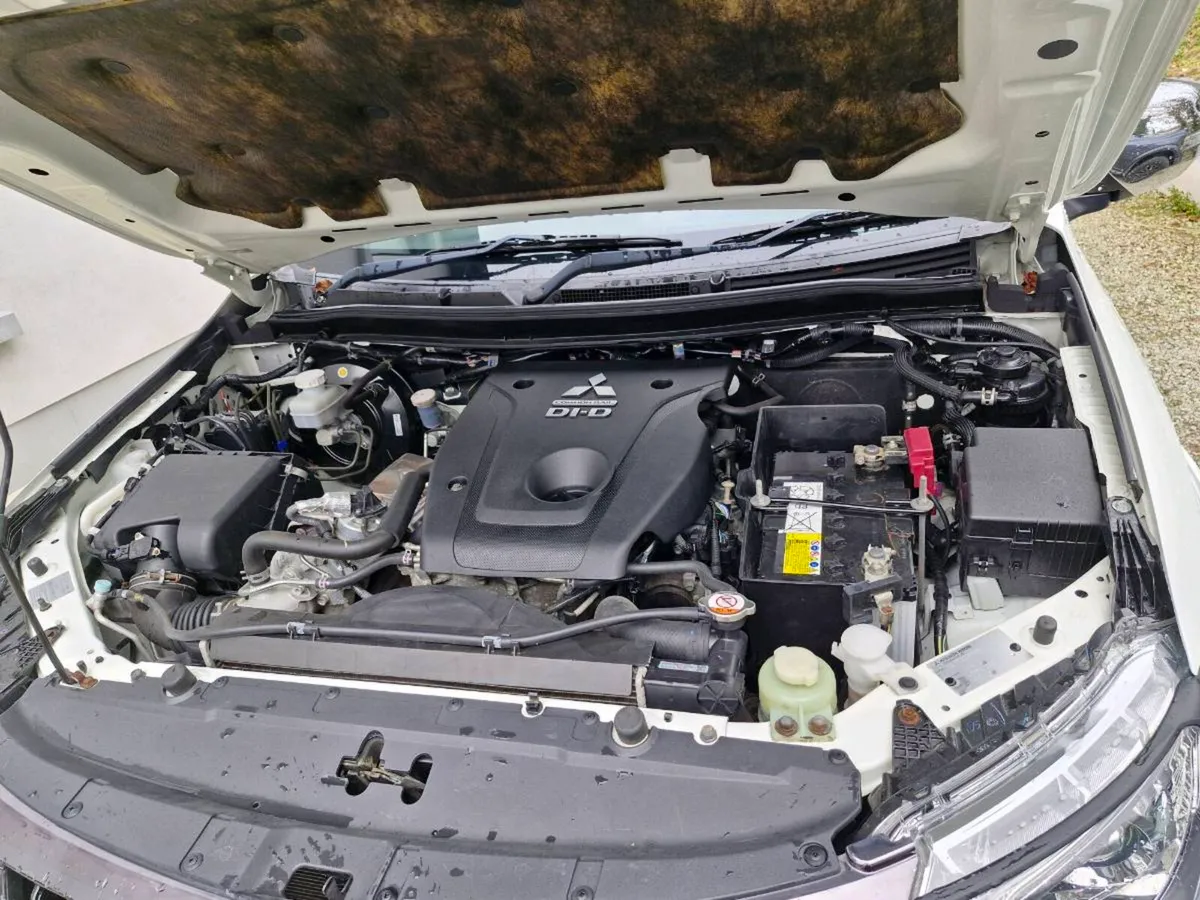 Mitsubishi l200 warrior spec - Image 4