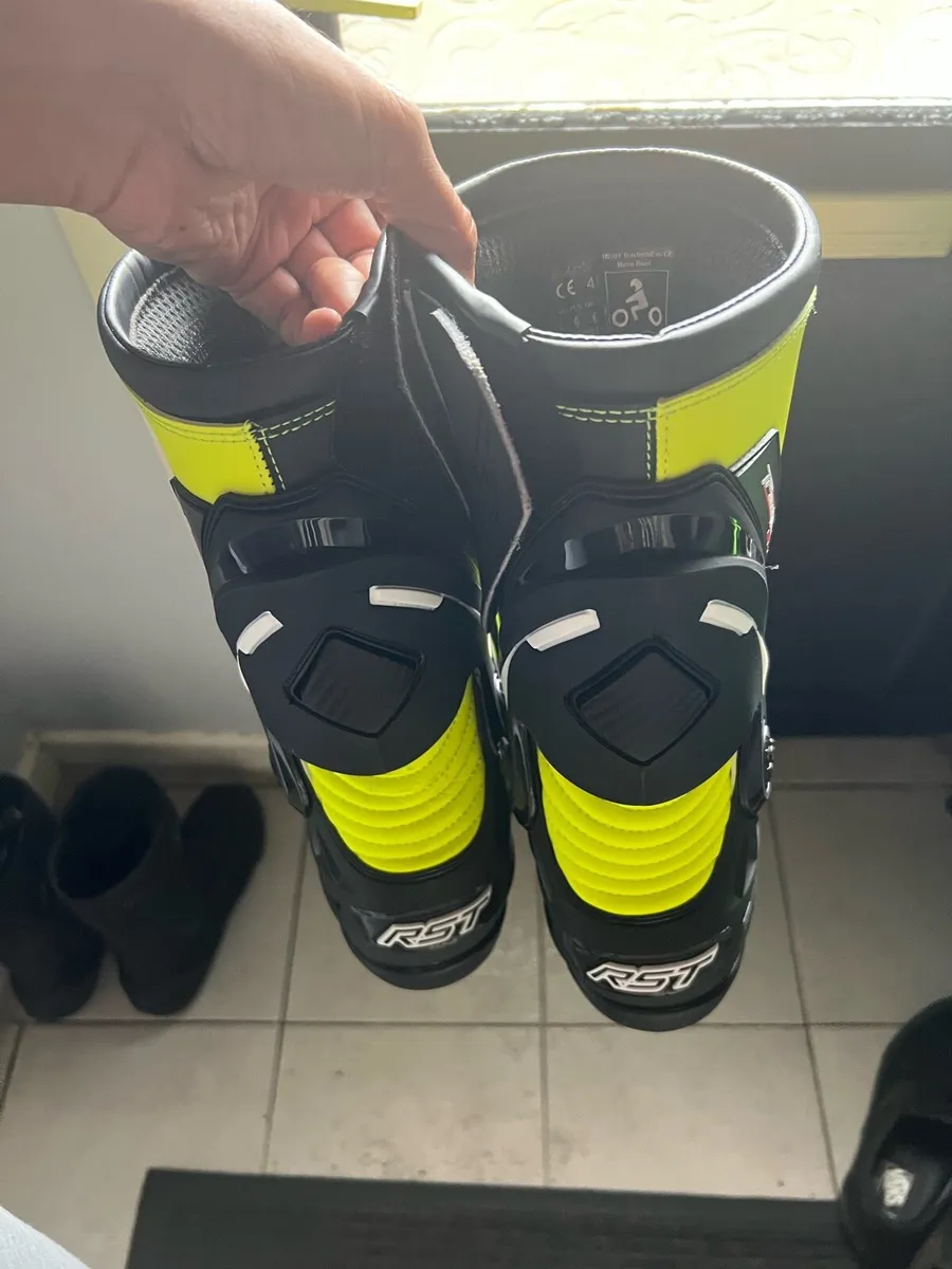 RST Tractech Evo III Sport (Black/Yellow - Image 3