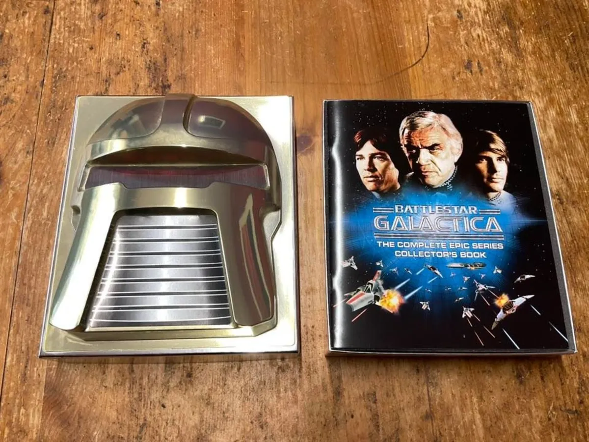 Battlestar Galactica – The Complete Epic Series - Image 1