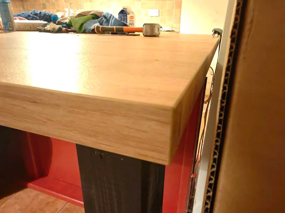 Counter top - Image 1