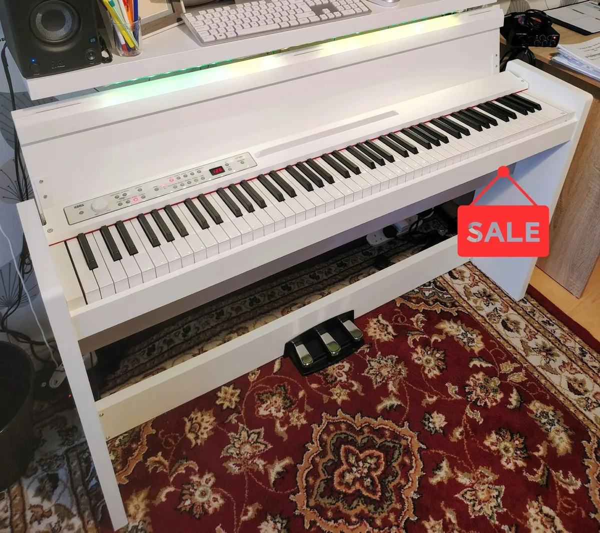 Beautiful KORG LP380-U Digital Piano - SALE! - Image 1