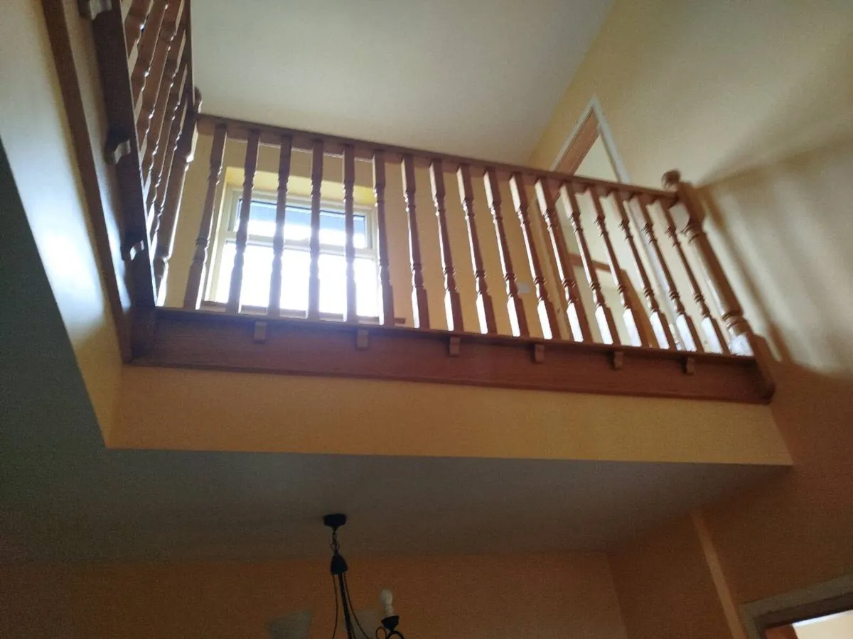 Oak stairs - Image 4