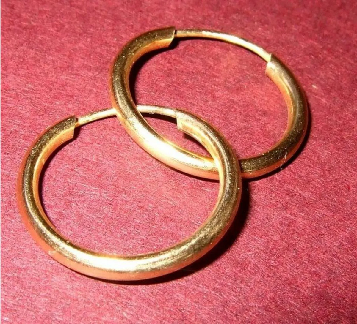 Vintage 9ct Gold Hoop Earrings - Image 1