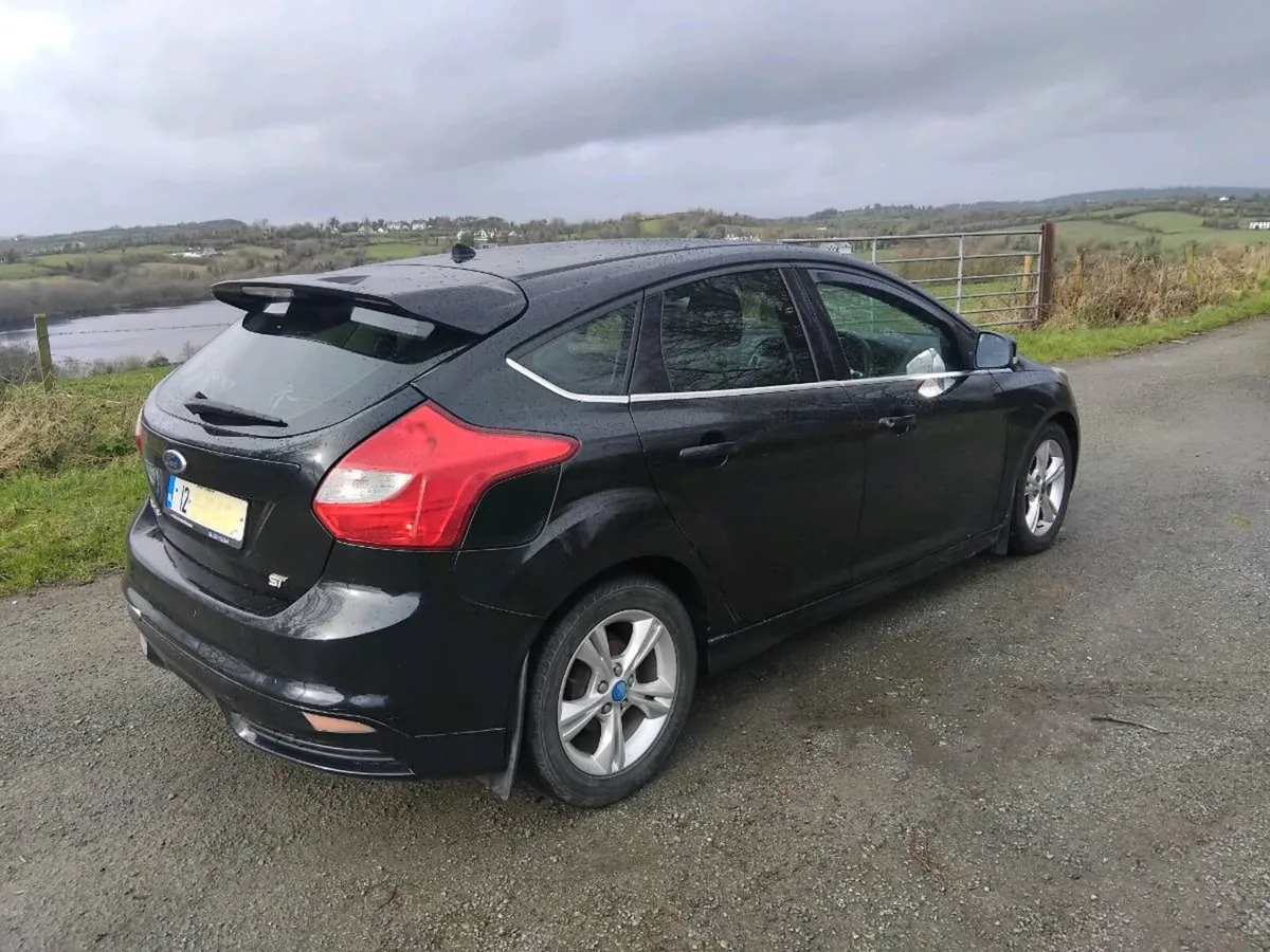 2012 Ford Focus - Image 2