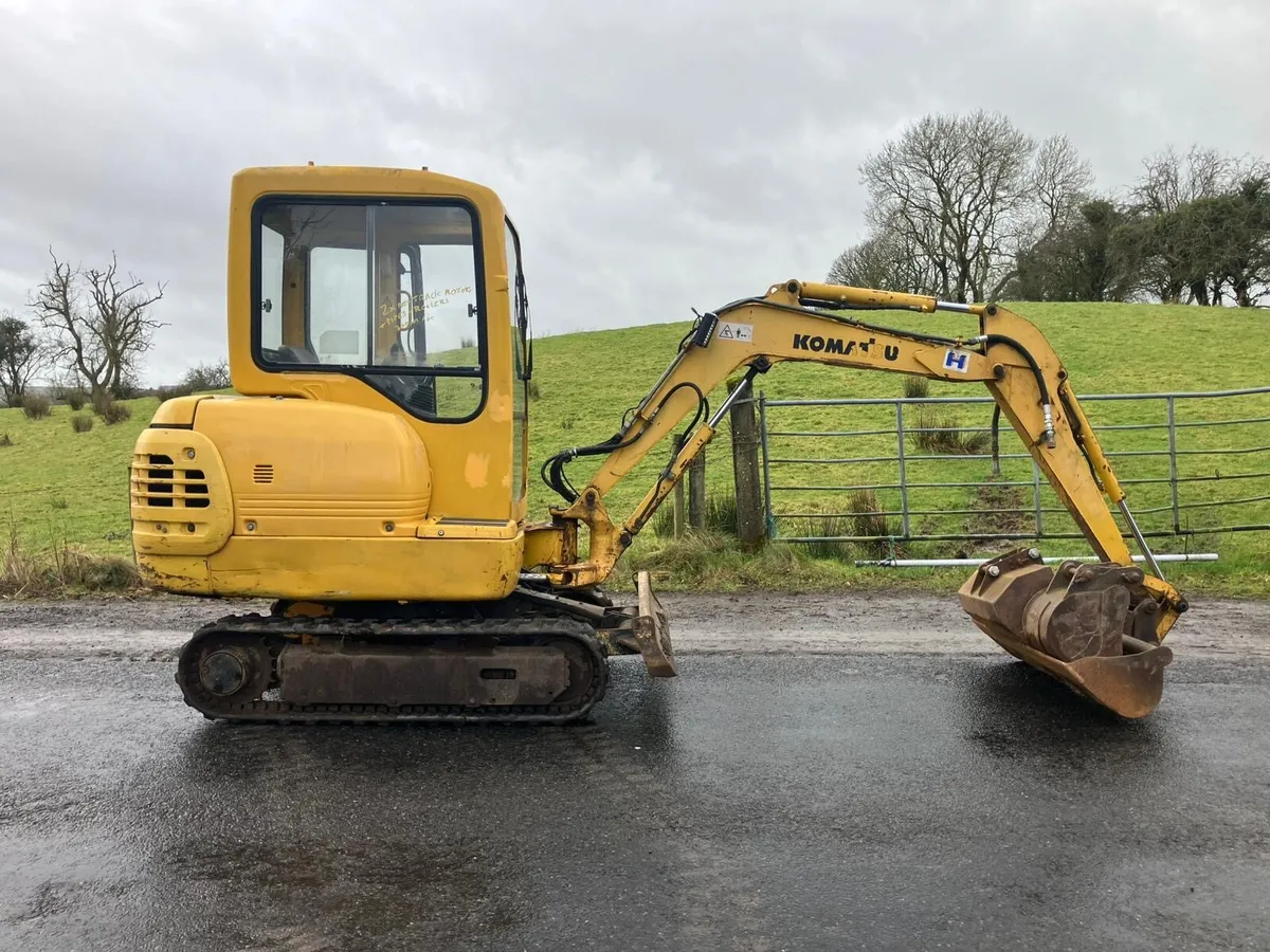 Komatsu 2 Tonne Digger - Image 2