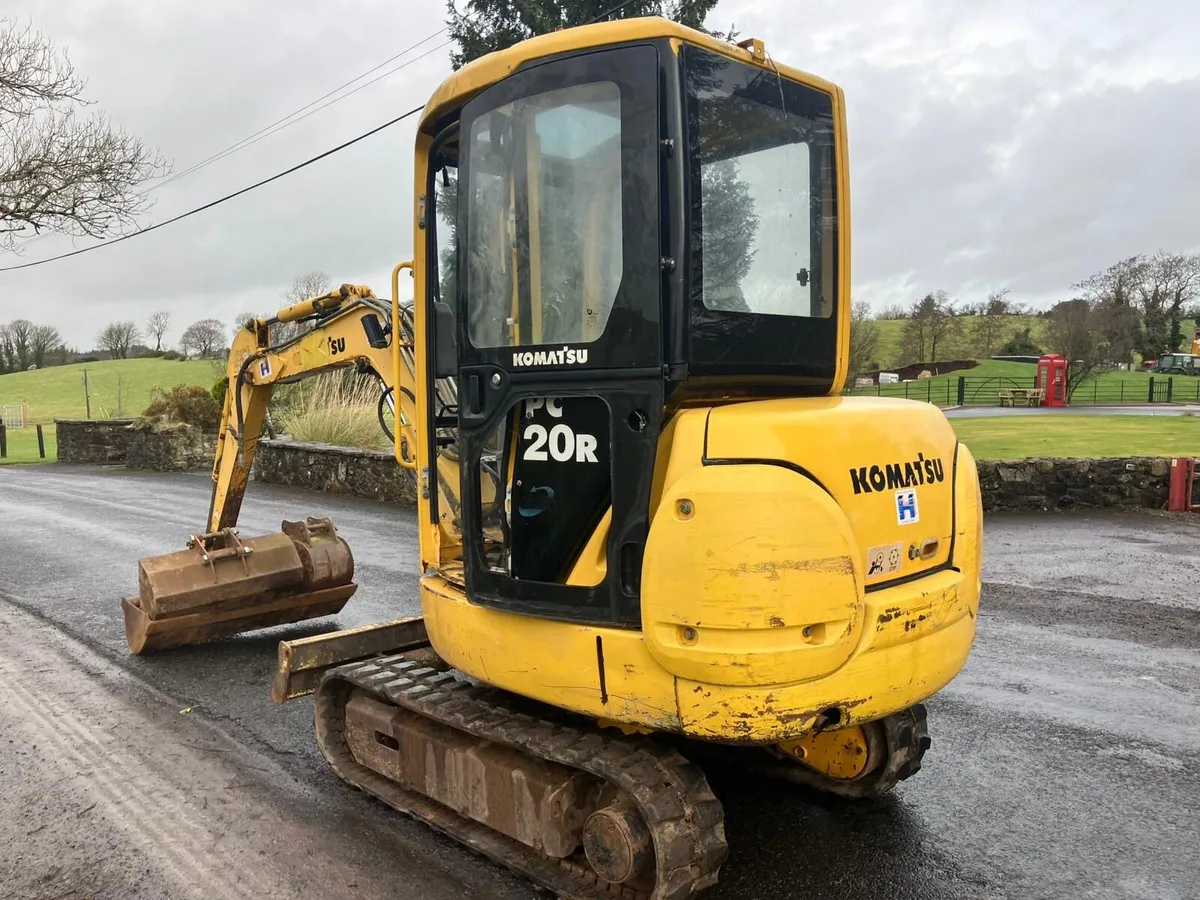 Komatsu 2 Tonne Digger - Image 4