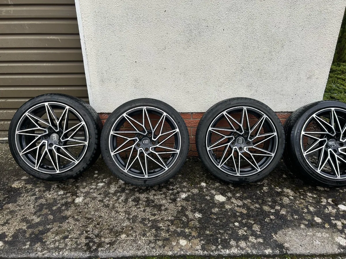 VICE 18” 5x112 Alloys with Tyres - Image 1