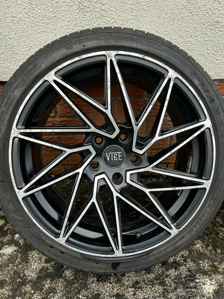 VICE 18” 5x112 Alloys with Tyres - Image 3