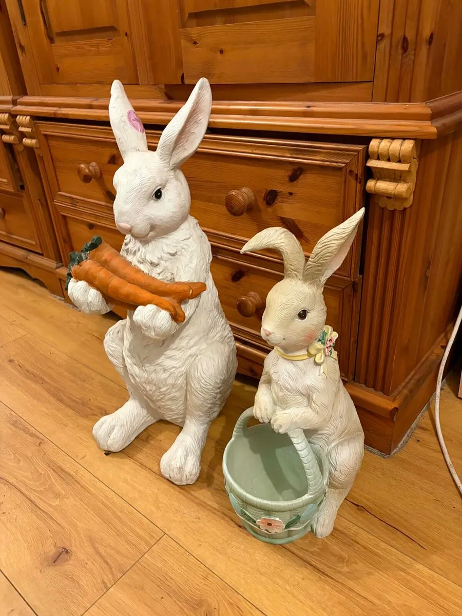 2 large bunny statues (Easter or decor) garden - Image 1