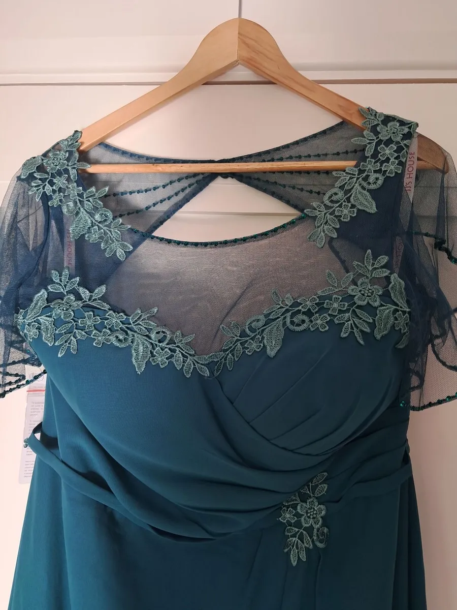 Bridesmaids Dresses - Image 2