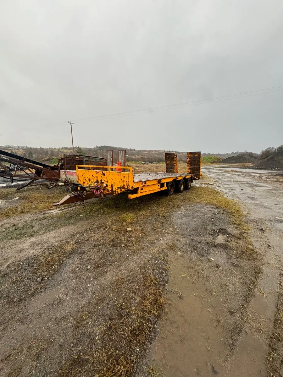 Mc cauley low loader - Image 1