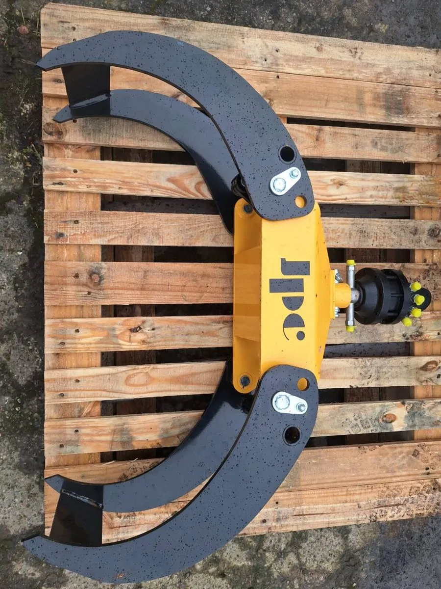 Timber grab - Image 1