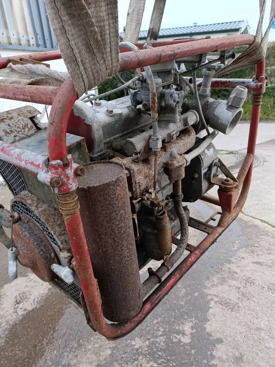 Water pump 4cly petrol engine - Image 2