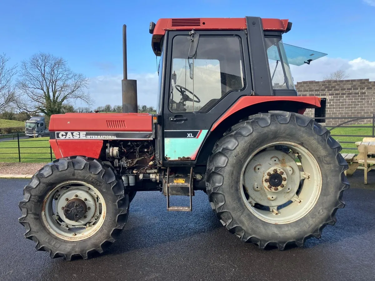 CASE 885 XL  4WD - Image 4