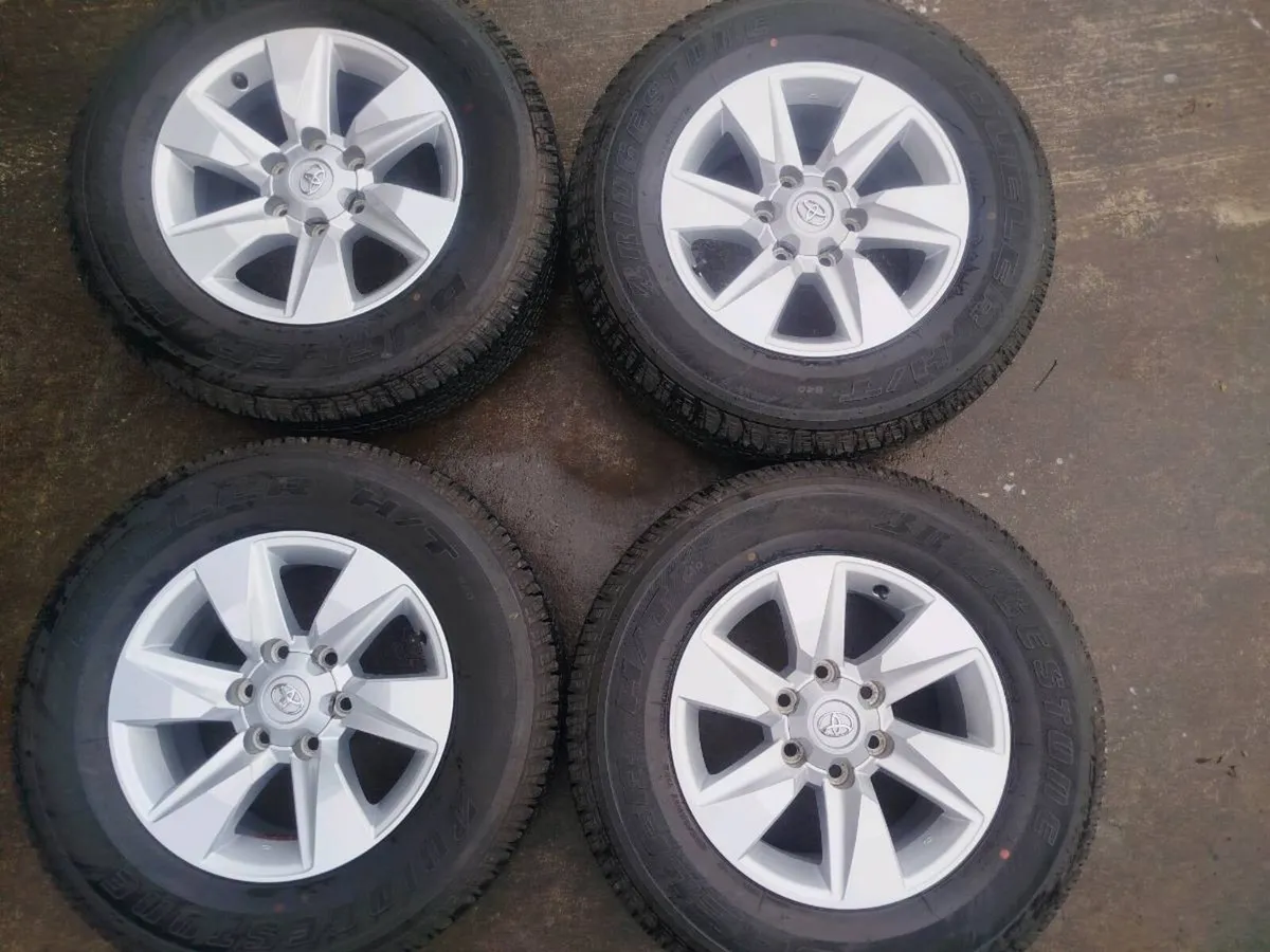 Landcruiser 17 inch alloys - Image 1