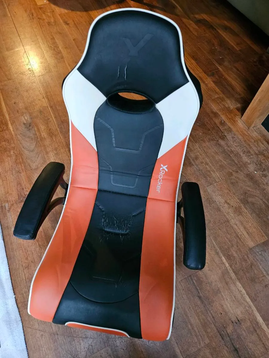 XROCKER Audio Gaming Chair - Image 1