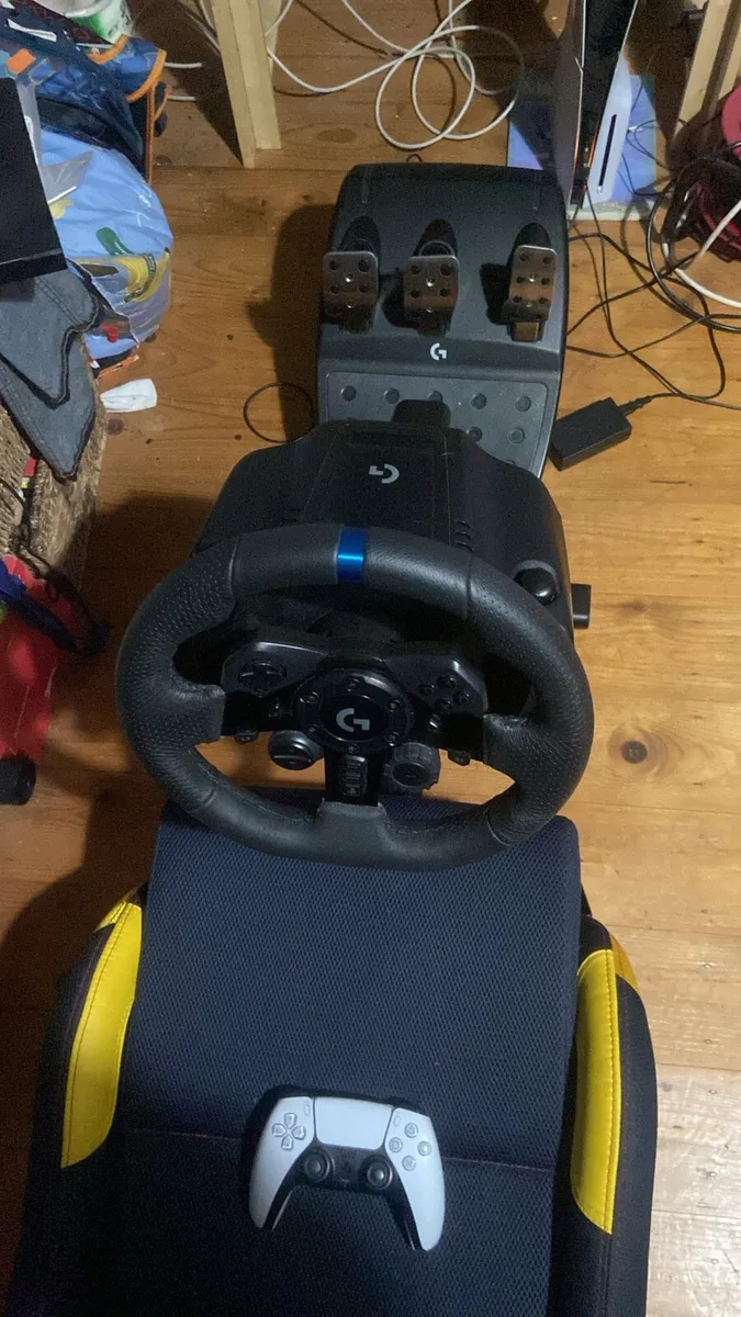 Logitech g923 - Image 4