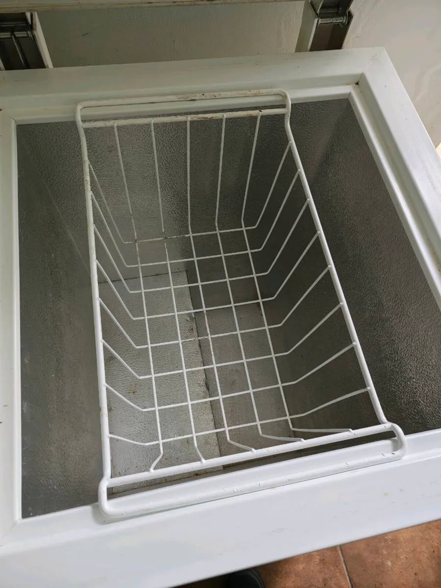 Zanussi Chest Freezer – Fully Working - Image 3