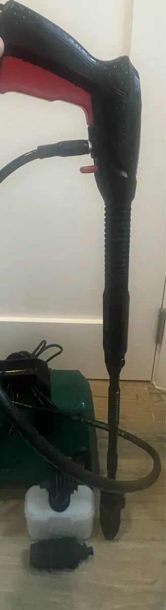 Bosch pressure washer - Image 2