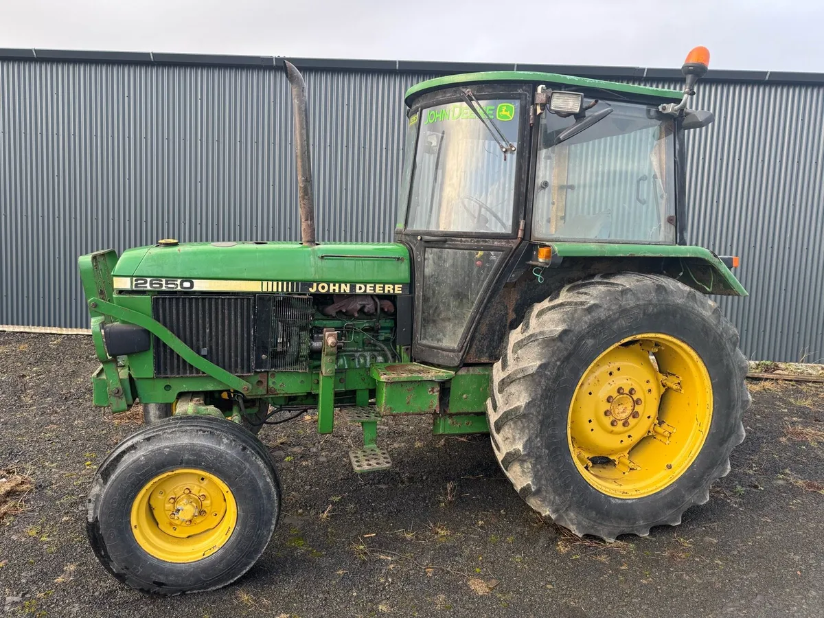 John Deere 2650 - Image 1