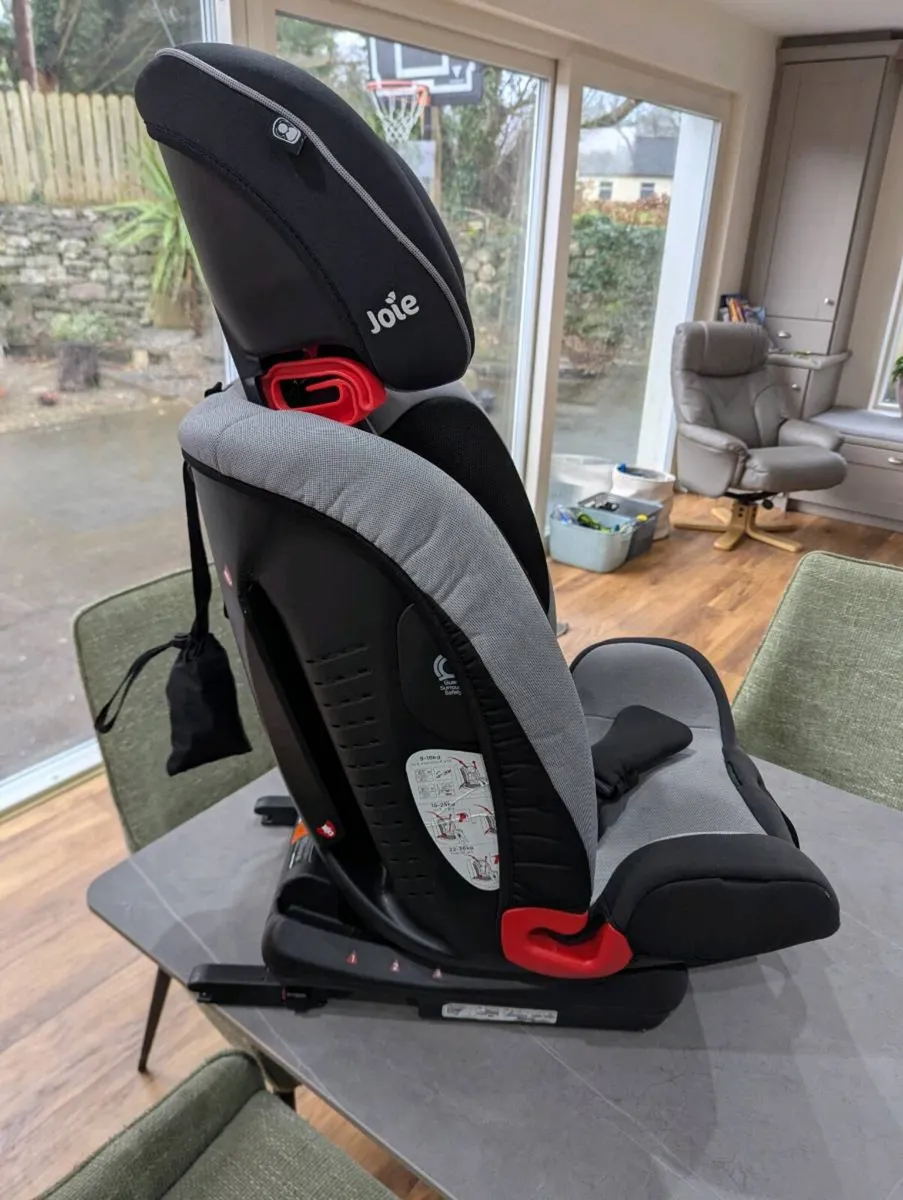 Joie Car Seat - Image 4