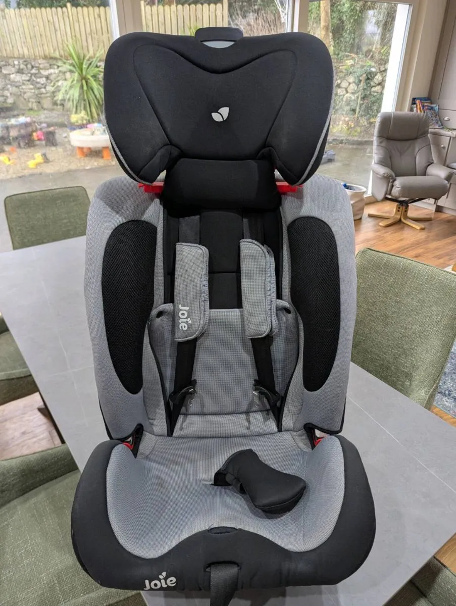 Joie Car Seat - Image 1