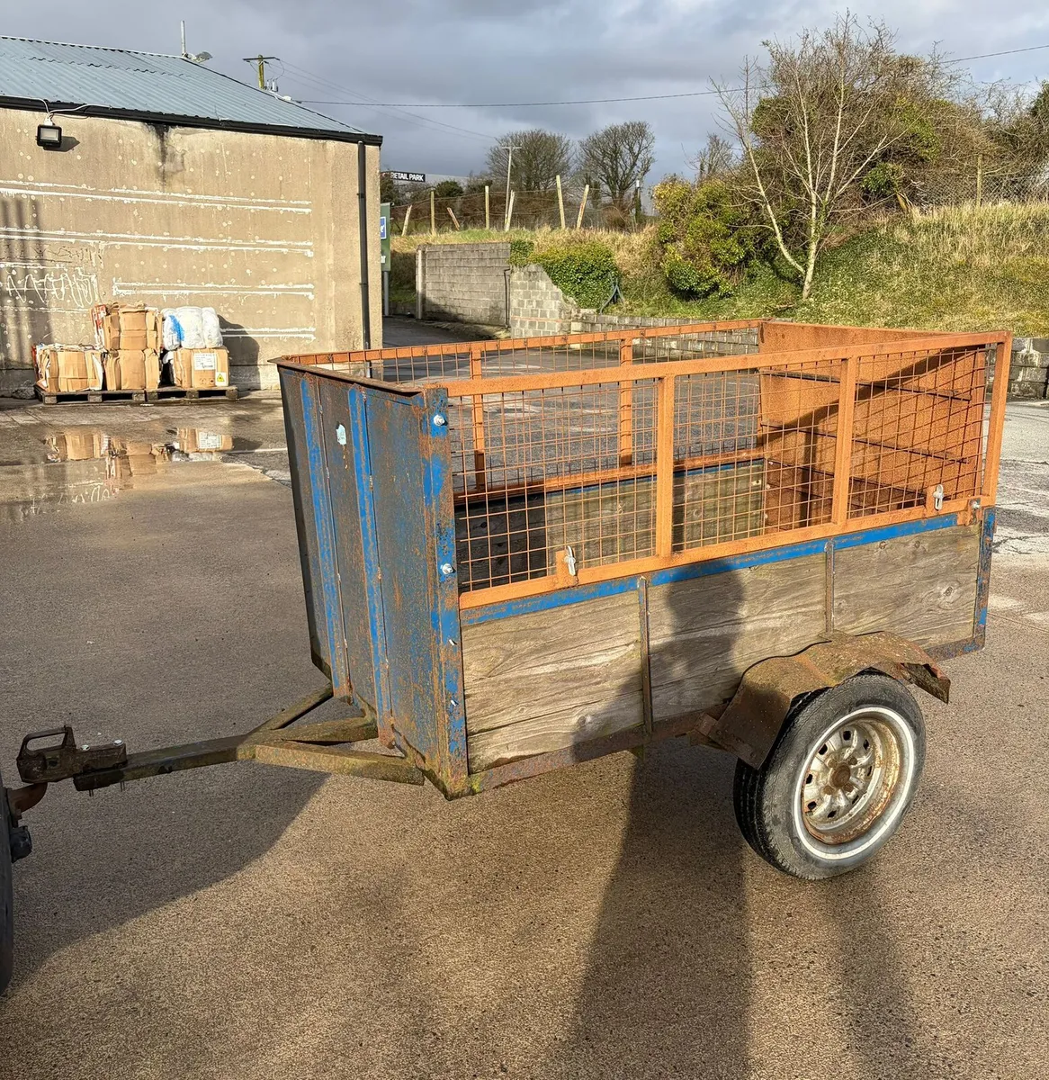 Car trailer 5f10 by 3f10 for sale - Image 1