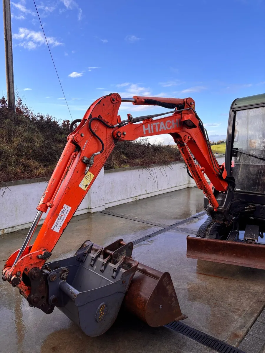 Mini digger - Image 3