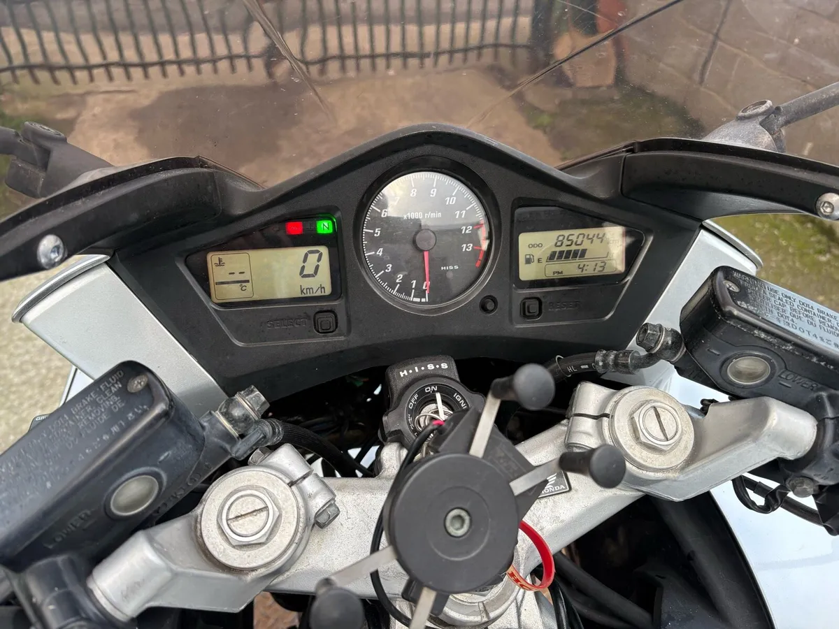 VFR 800 Vtev 2003 - Image 4