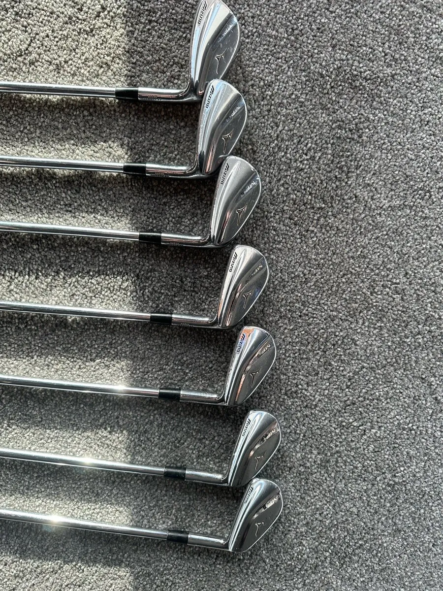 Golf irons - Image 1