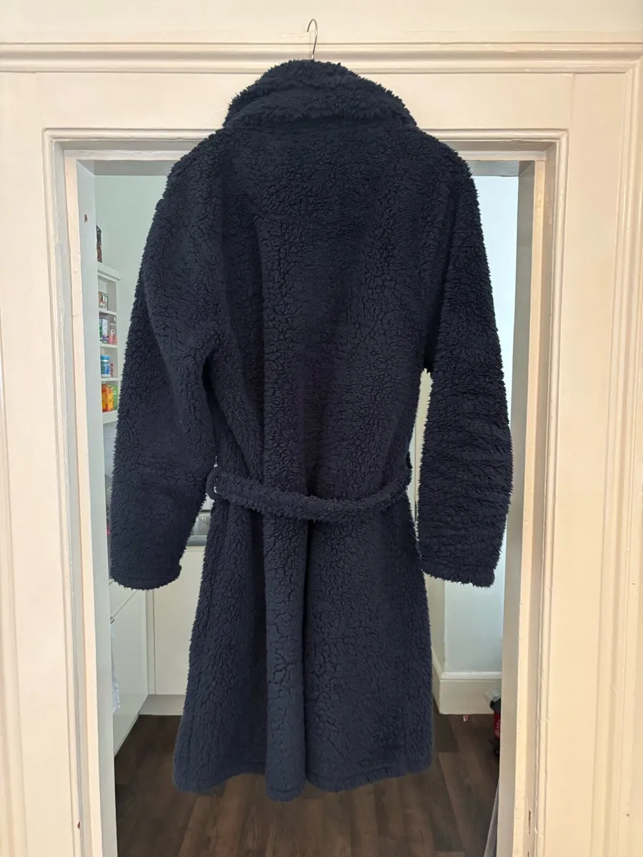 Robe Loungeable Blue Sherpa Hooded Gown - size L/G - Image 3