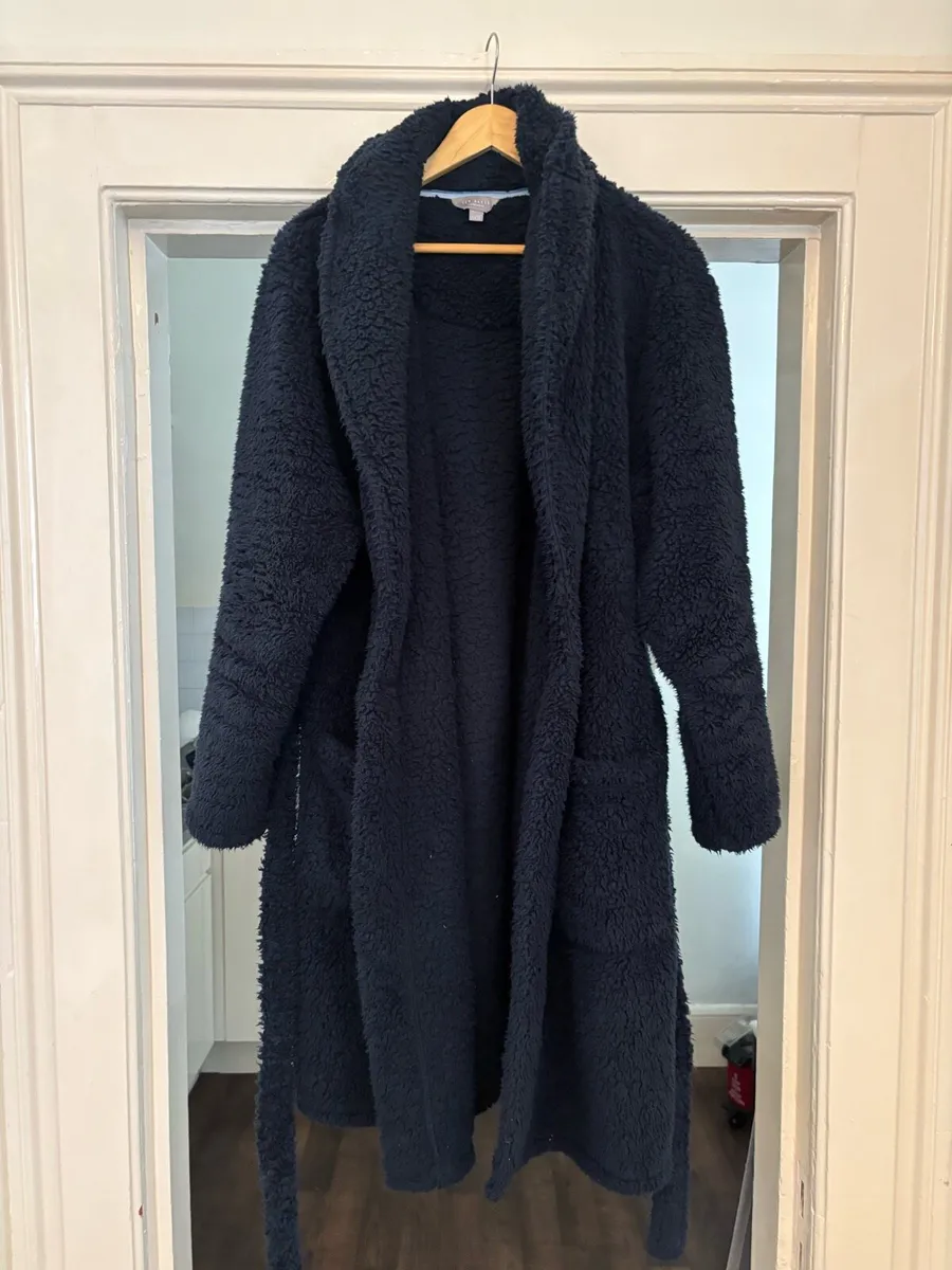 Robe Loungeable Blue Sherpa Hooded Gown - size L/G - Image 2