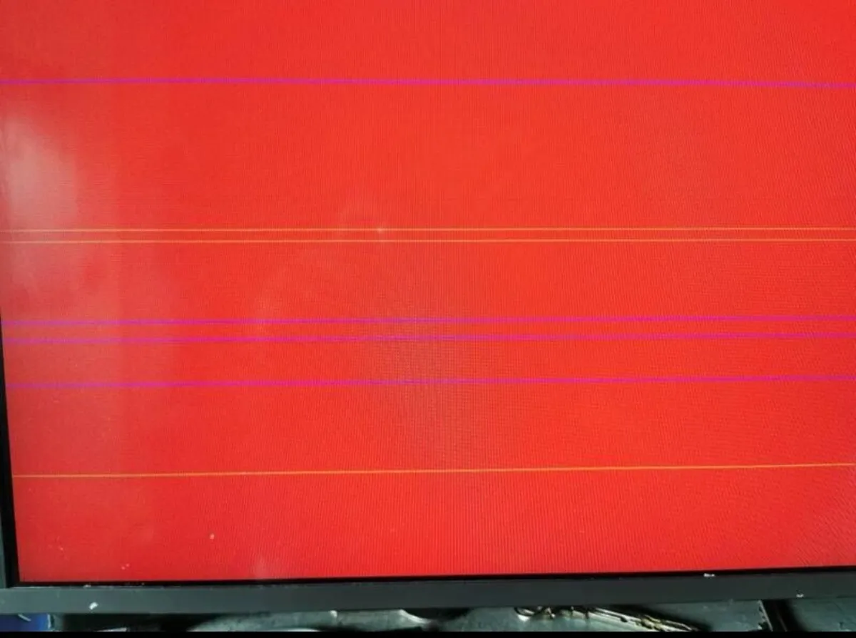 Samsung 70" Tv (faulty) - Image 4