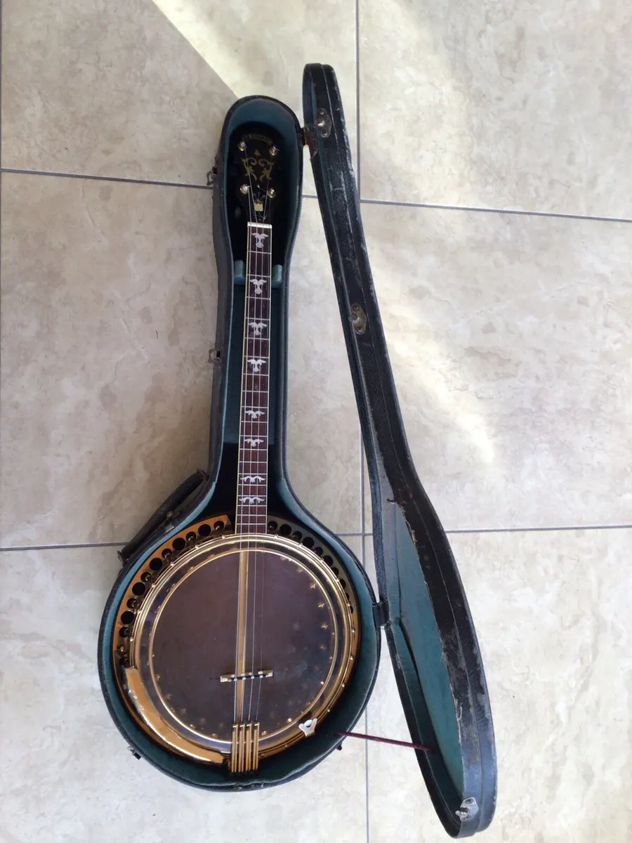 Banjo - Image 1