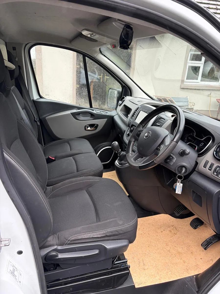 Day Campervan - Image 4