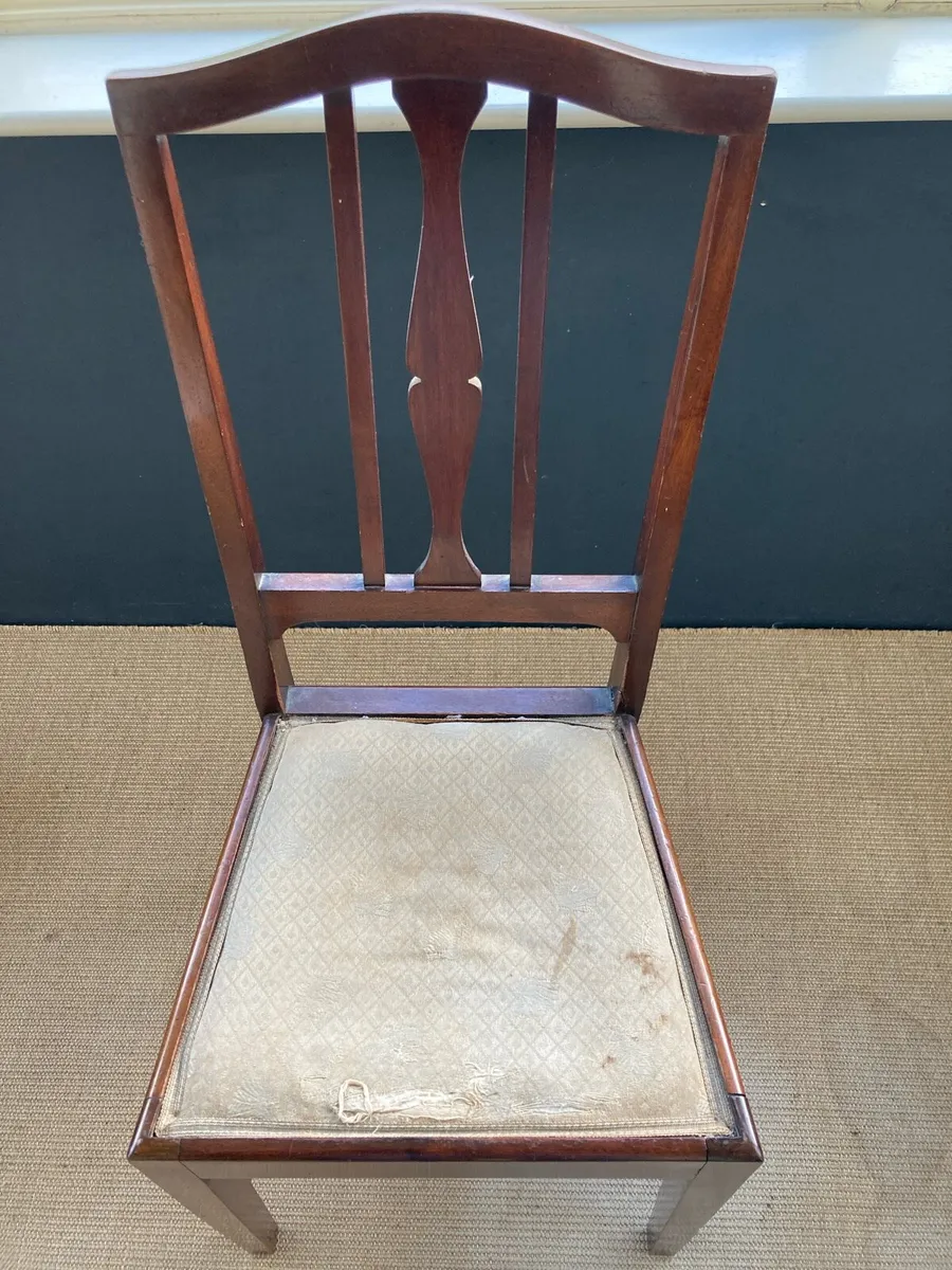 Bedroom chair - Image 1