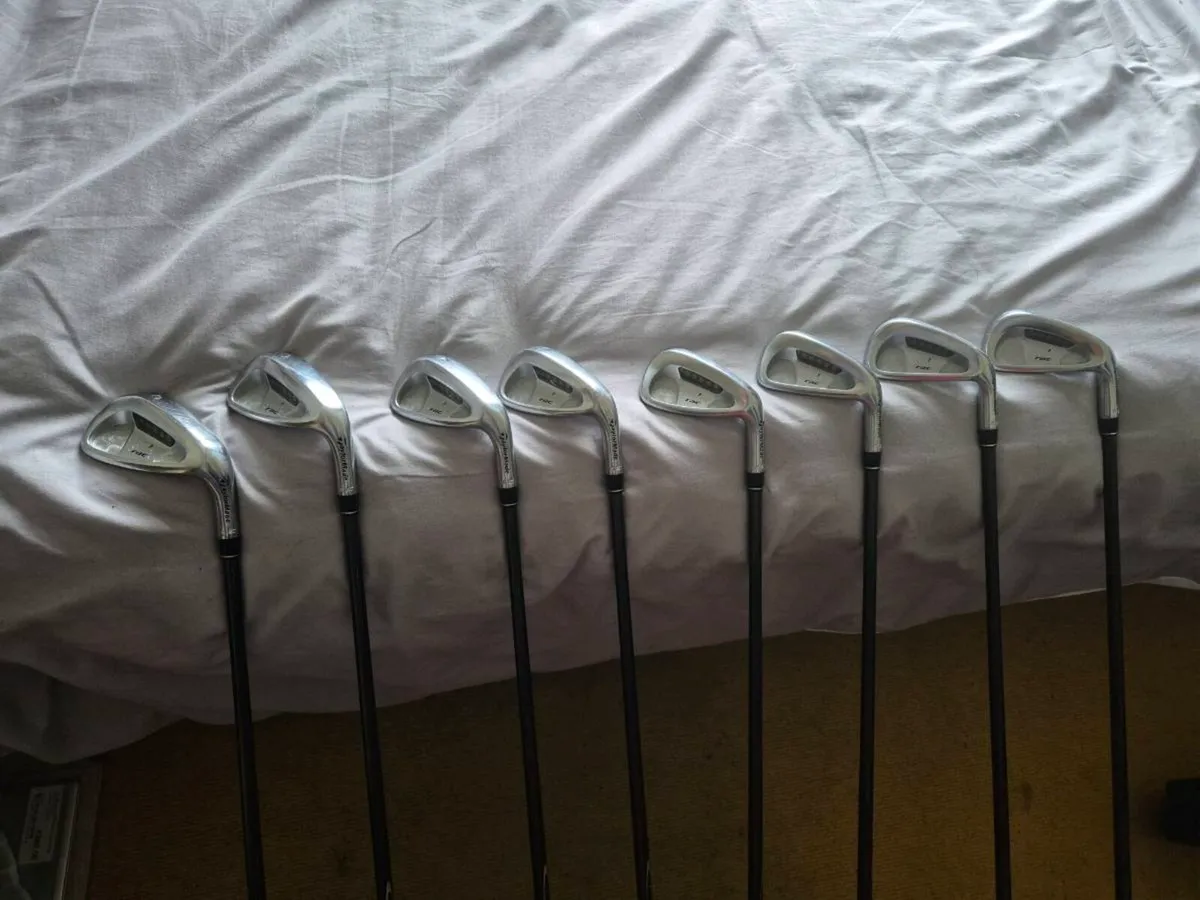 Taylormade RAC LT Graphite Shafted Irons 5 to SW - Image 2